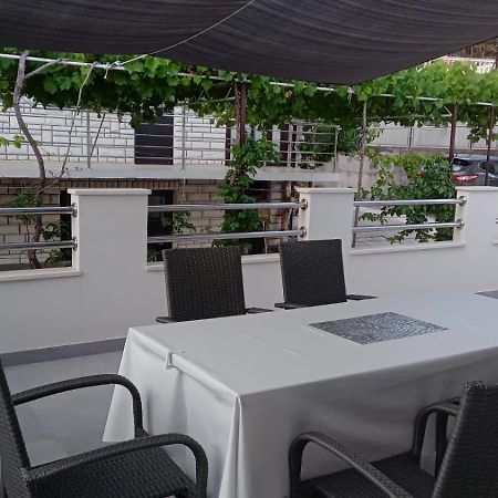 Apartment Biskupovic 杜基拉特 外观 照片