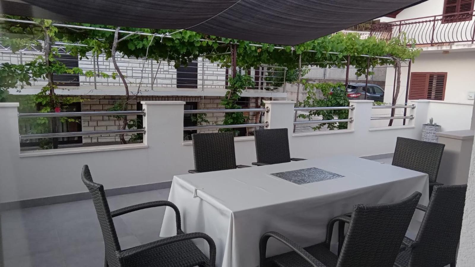 Apartment Biskupovic 杜基拉特 外观 照片