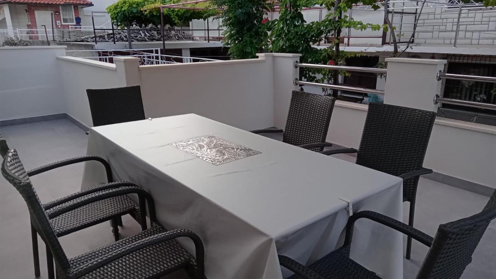 Apartment Biskupovic 杜基拉特 外观 照片
